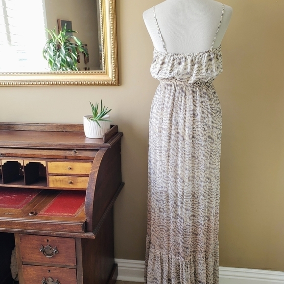 Gypsy 05 Tigra Maxi Dress Silk Tiered Leopard Print Gray Cream Size Small - Picture 6 of 9
